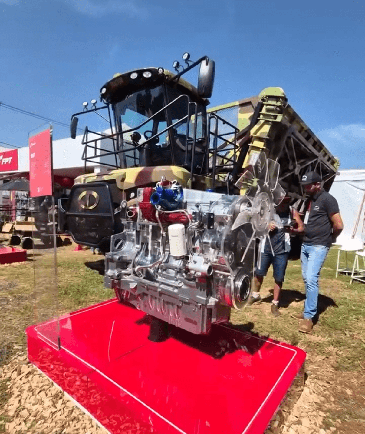 Teston marca presença na Agrishow 2026 em parceria com a FPT
